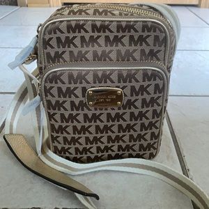 Michael Kors cream and gold crossbody